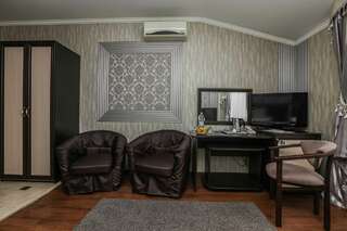 Отель Аурелиу Краснодар Двухместный номер с 2 отдельными кроватями-2